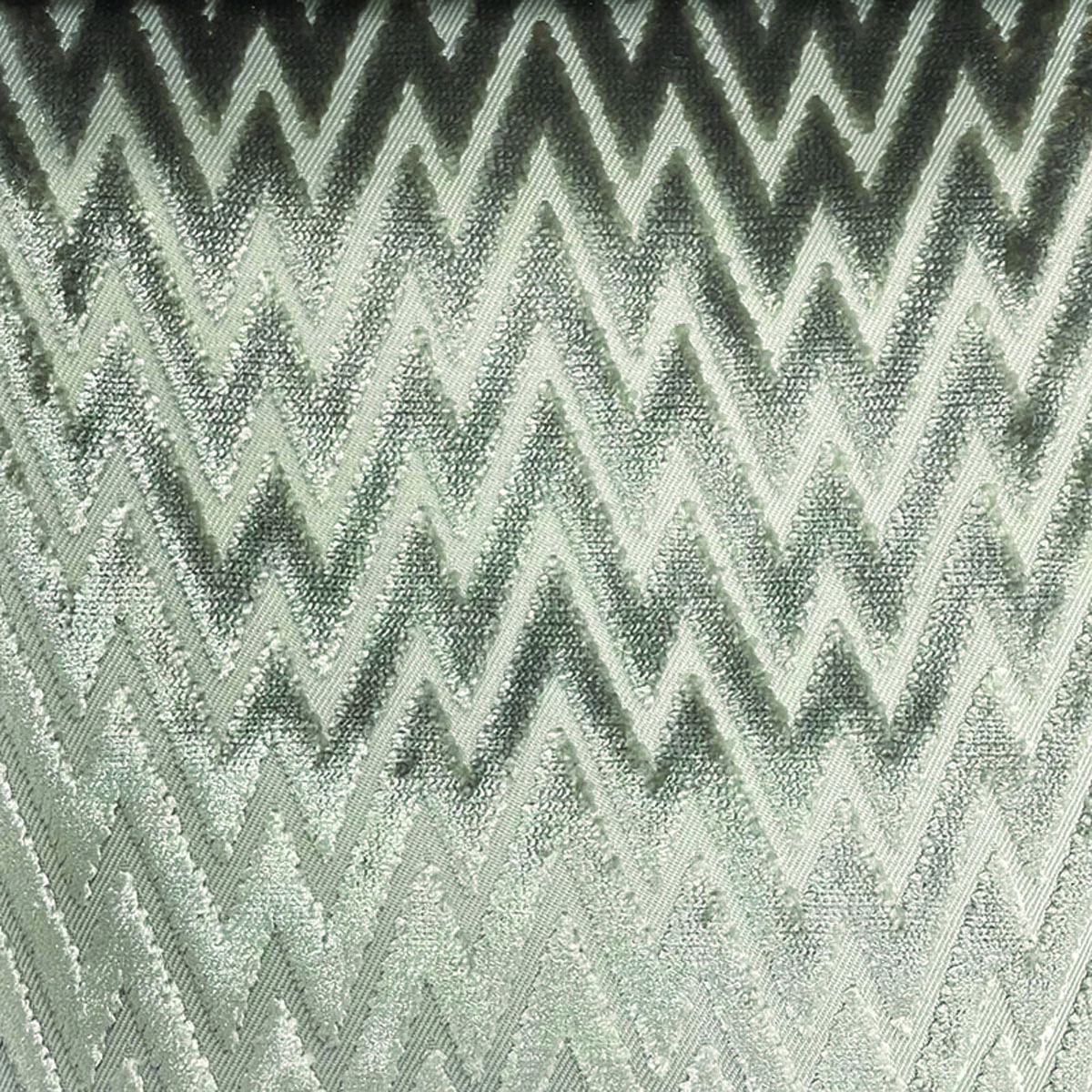 Raffles Zig Zag 4